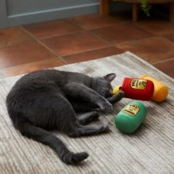 Frisco Fall Candles Plush Cat Toy With Catnip -Frisco 285643 PT3. AC SS1800 V1629725058